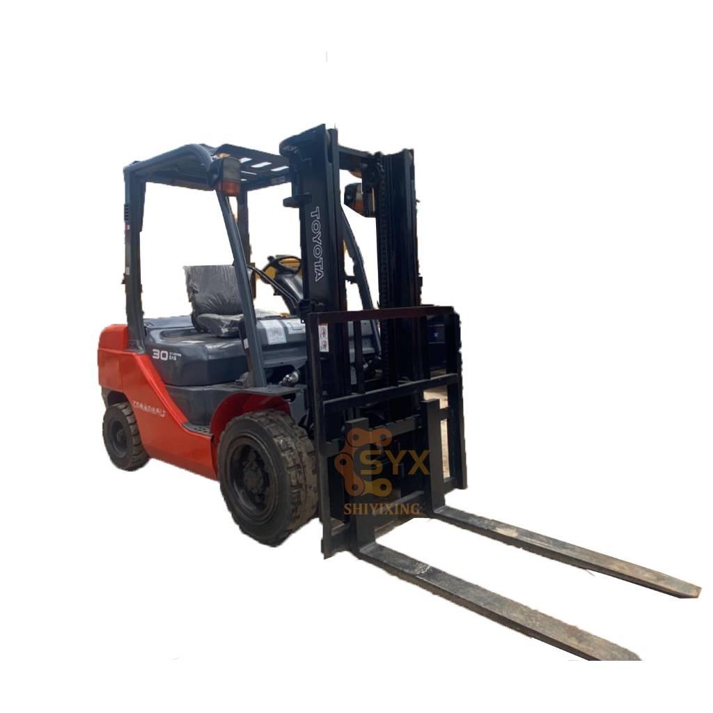 Toyota 30-5 FBL 25 Teleskooplaadurid