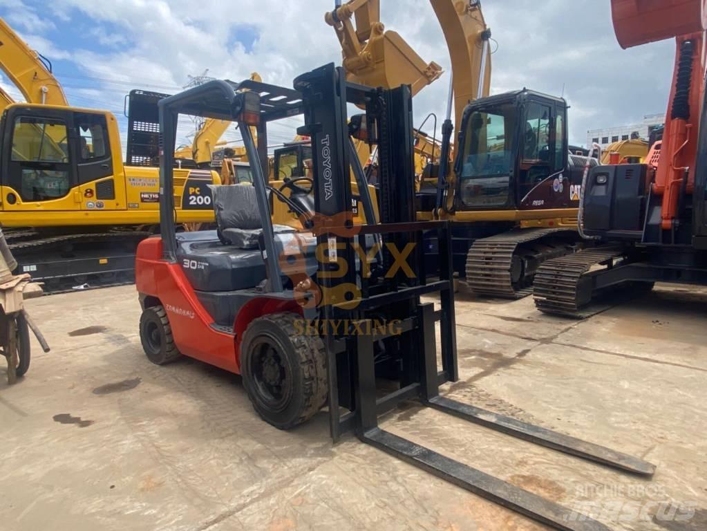 Toyota 30-5 FBL 25 Teleskooplaadurid