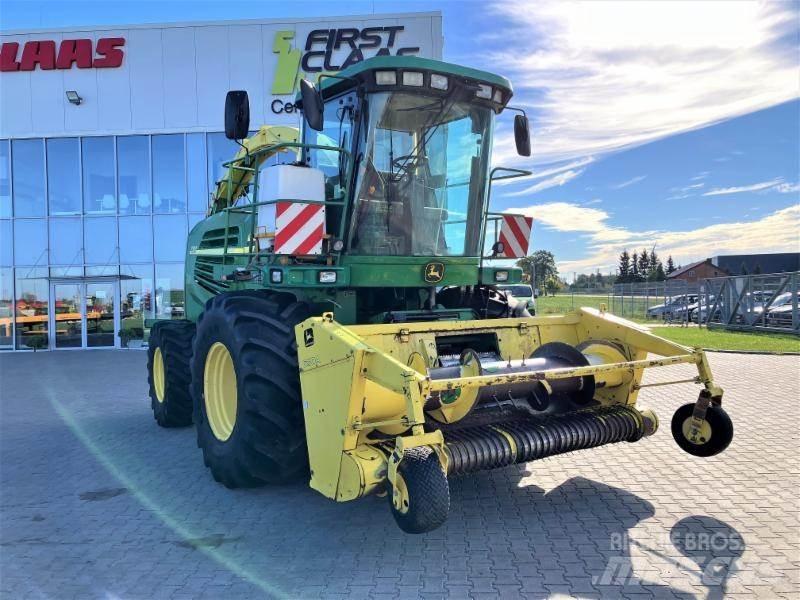 John Deere 7300 Silokombainid