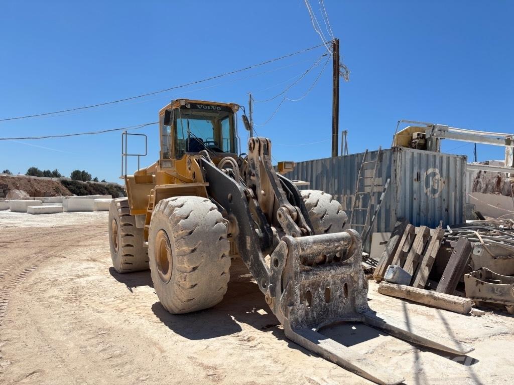 Volvo L 220 E Rataslaadurid