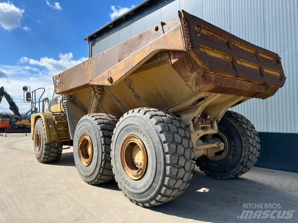CAT 740 Liigendraamiga pinnaseveokid