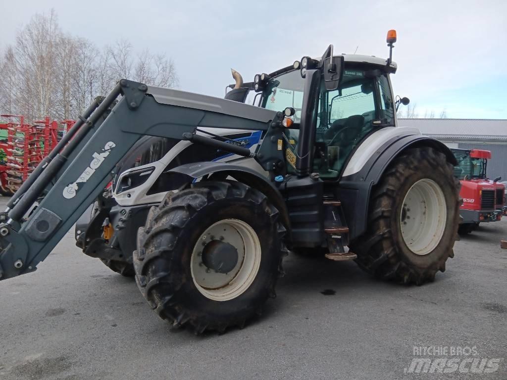 Valtra T 214 D Traktorid