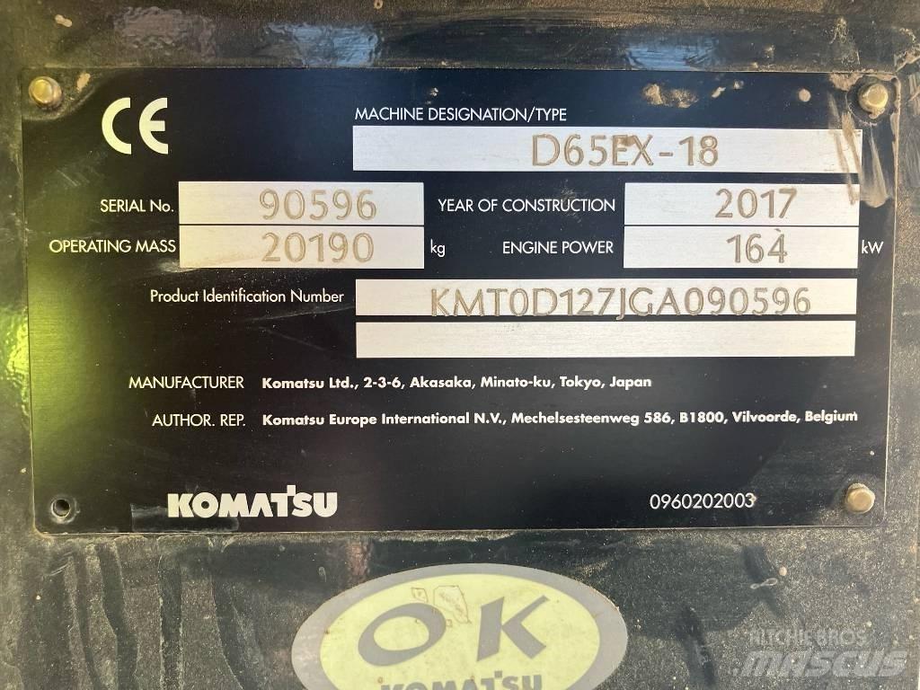 Komatsu D65 EX-18 Buldooserid