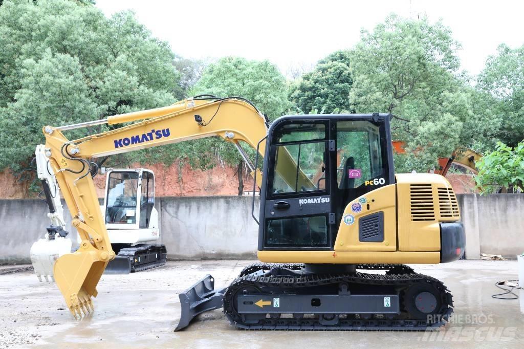 Komatsu PC 60-8 Roomikekskavaatorid