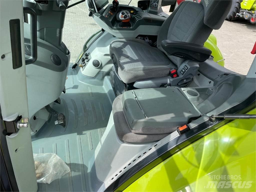 CLAAS Axion 810 CM Traktorid