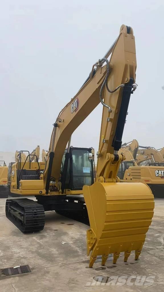 CAT 320 Roomikekskavaatorid