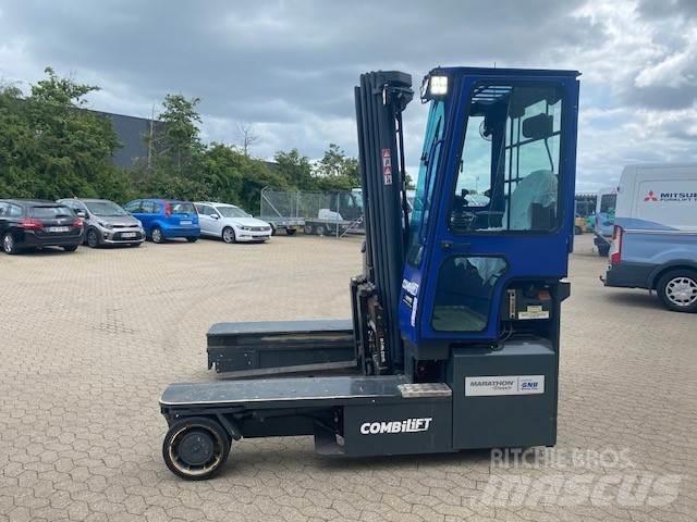Combilift C4500E Neljasuuna lükandmastiga tõstukid