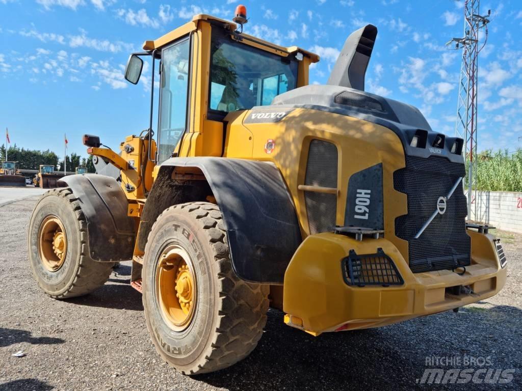 Volvo L 90 H Rataslaadurid