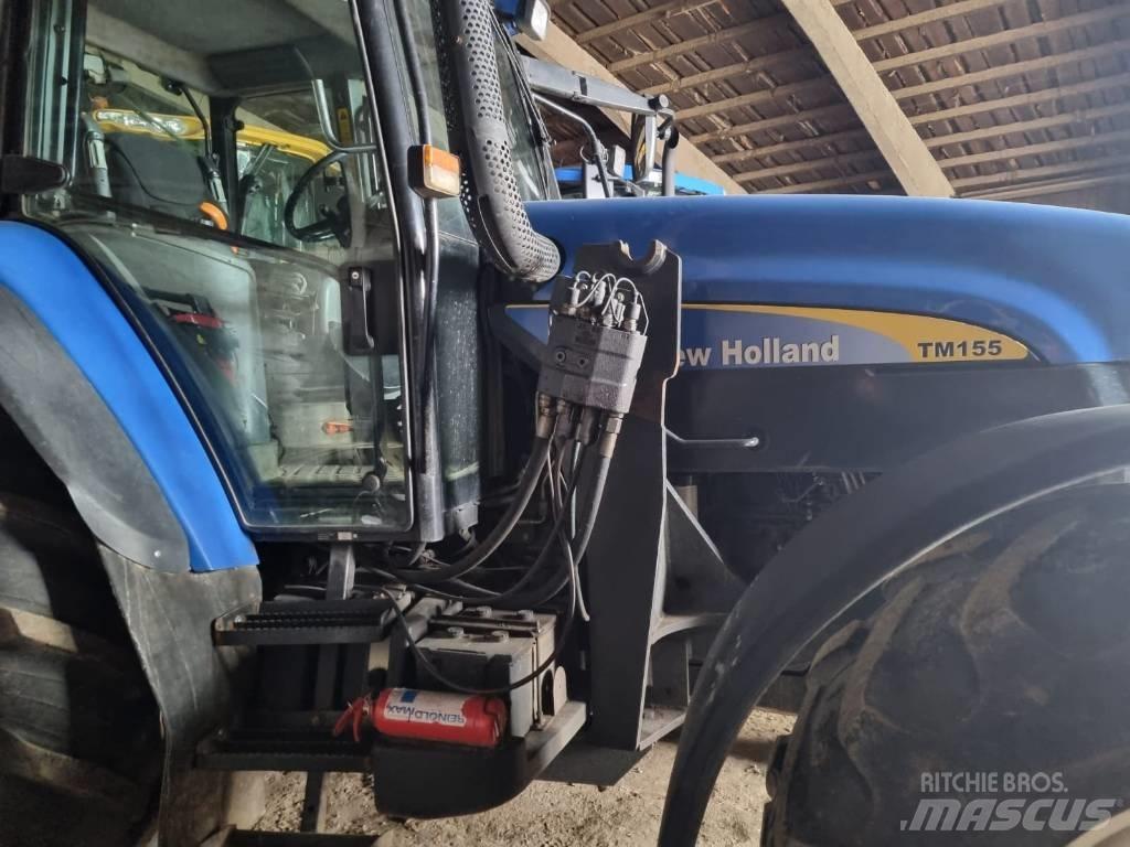 New Holland TM 155 Traktorid