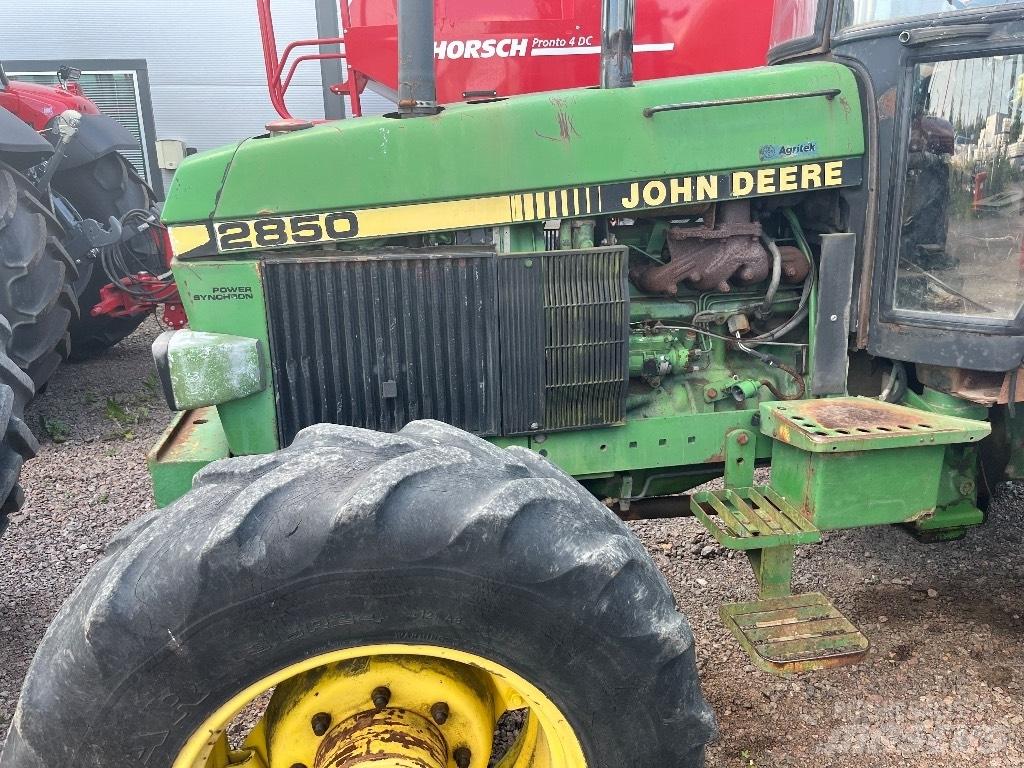 John Deere 2850 Traktorid
