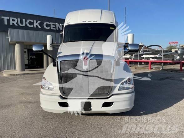 Kenworth T680 Sadulveokid