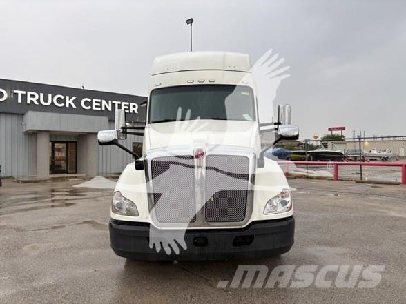 Kenworth T680 Sadulveokid