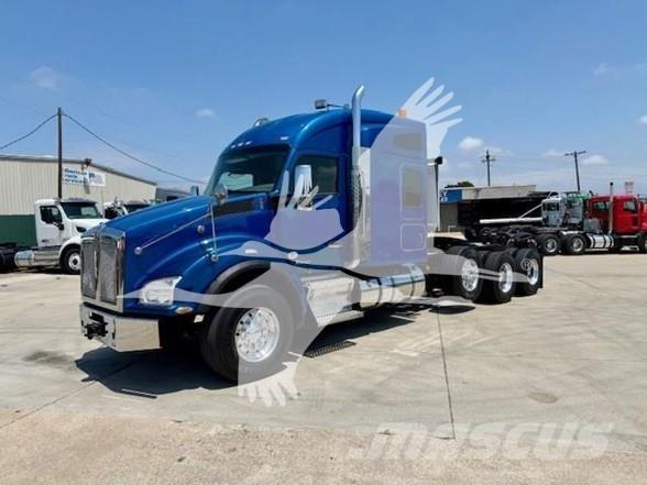 Kenworth T880 Sadulveokid