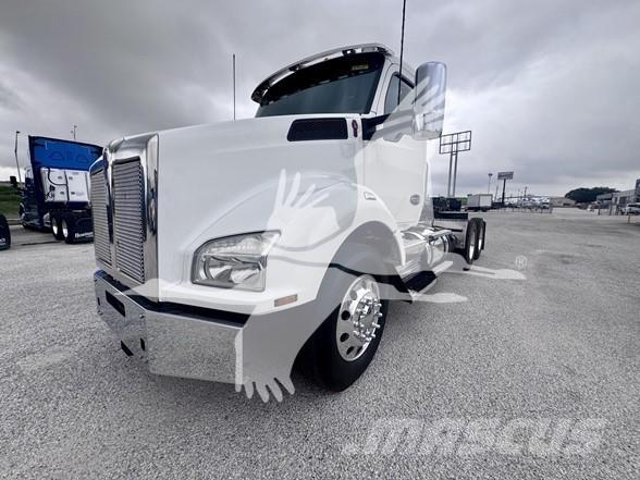 Kenworth T880 Sadulveokid