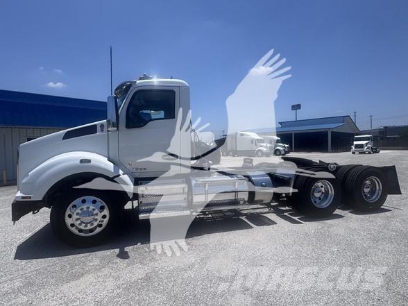 Kenworth T880 Sadulveokid