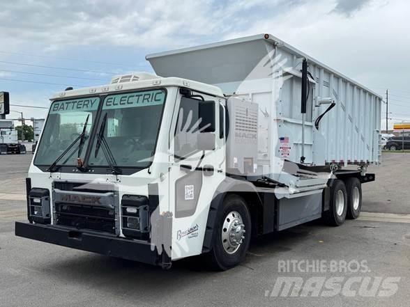 Mack LR64 Muu