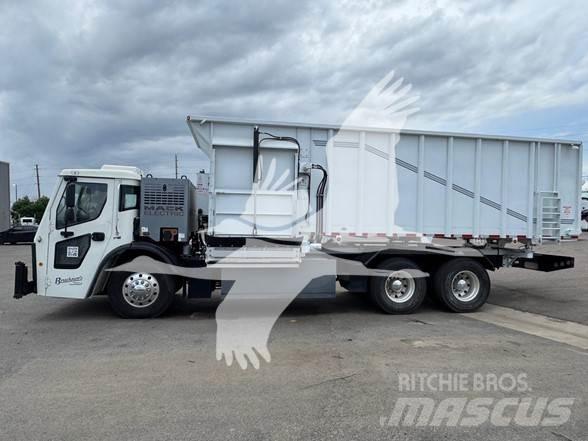 Mack LR64 Muu