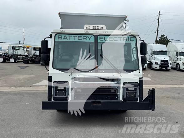 Mack LR64 Muu