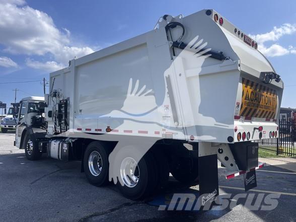 Mack LR64R Prügiautod