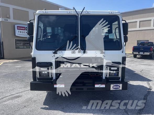 Mack LR64R Prügiautod