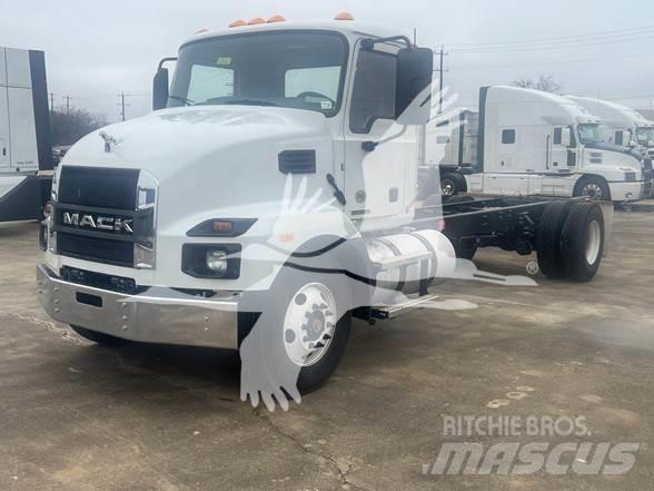 Mack MD6 Raamautod
