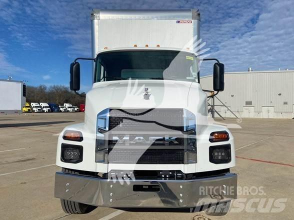 Mack MD6 Muu