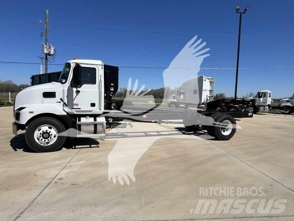 Mack MD6 Raamautod