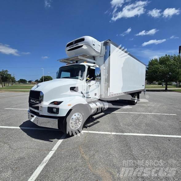 Mack MD6 Muu