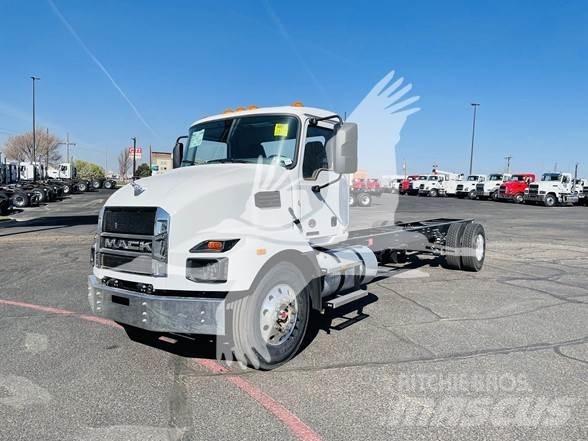 Mack MD6 Raamautod