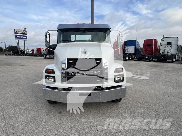 Mack MD6 Muu