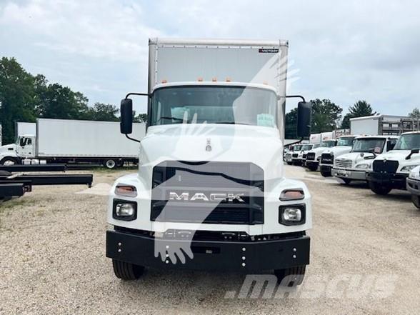 Mack MD6 Muu