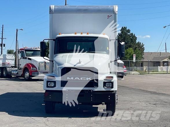 Mack MD6 Muu