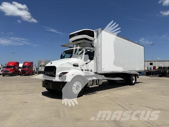 Mack MD6 Muu