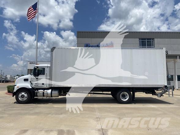 Mack MD6 Muu