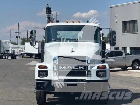 Mack MD6 Muu