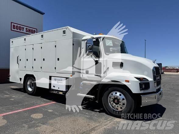 Mack MD7 Muu