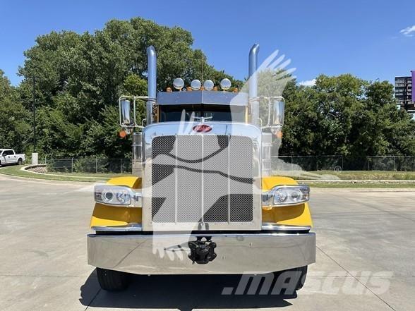 Peterbilt 389 Sadulveokid