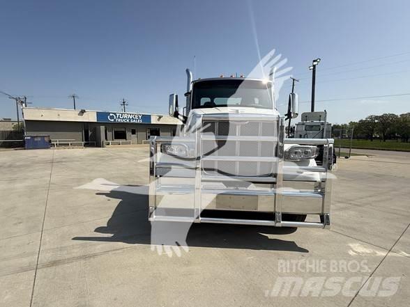 Peterbilt 567 Sadulveokid