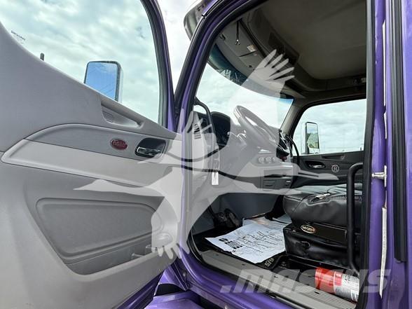 Peterbilt 579 Sadulveokid