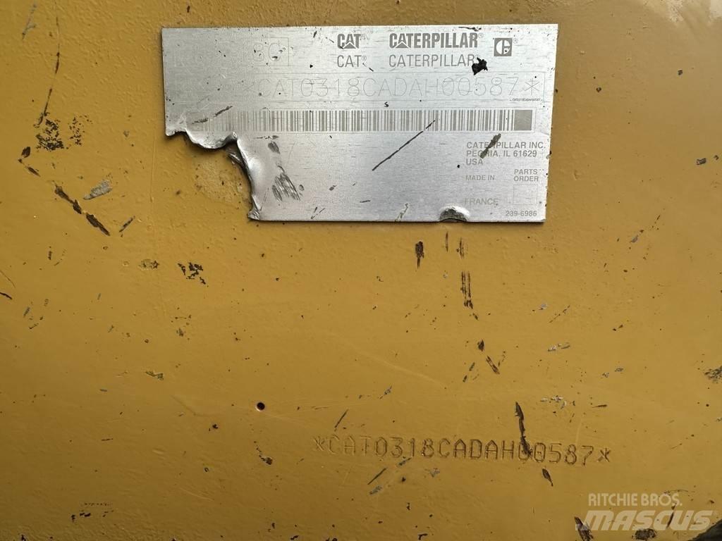 CAT 318 CL Roomikekskavaatorid