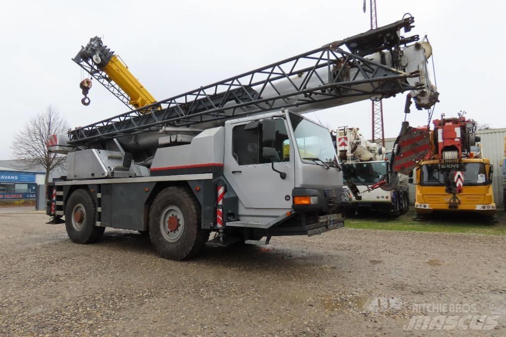 Liebherr LTM 1030/2 Maastikutõstukid