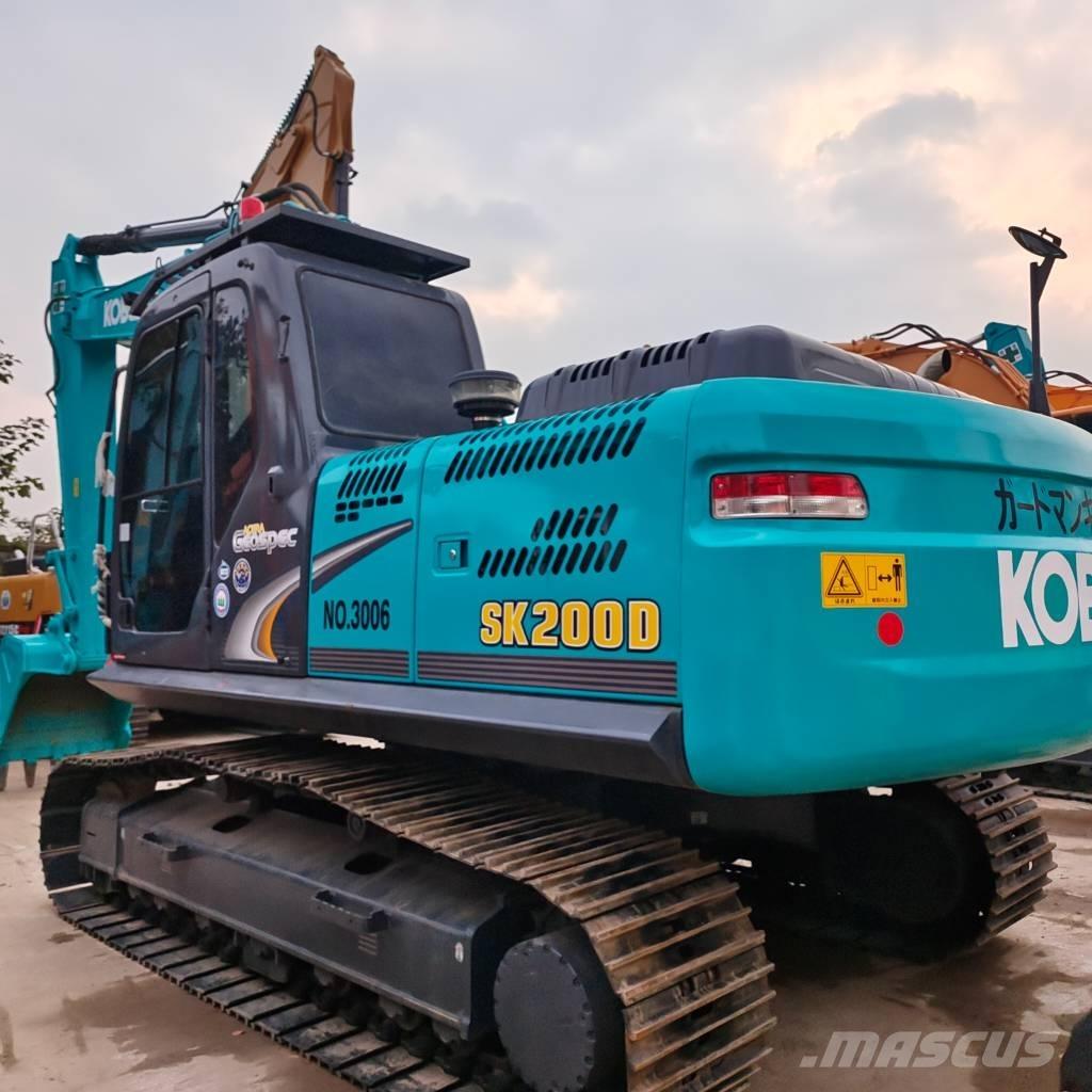 Kobelco SK 200 Roomikekskavaatorid