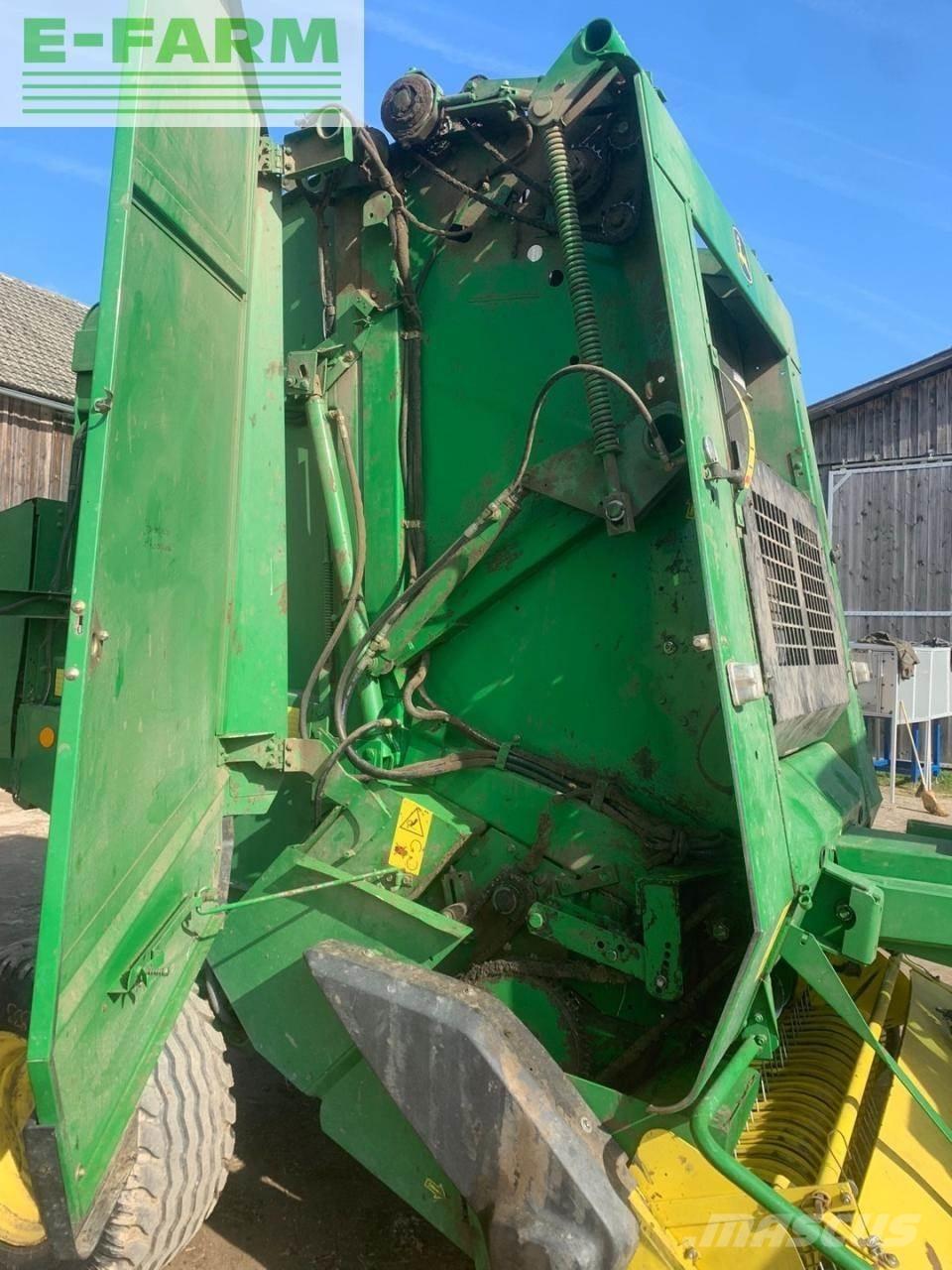 John Deere 592C Heinapressid