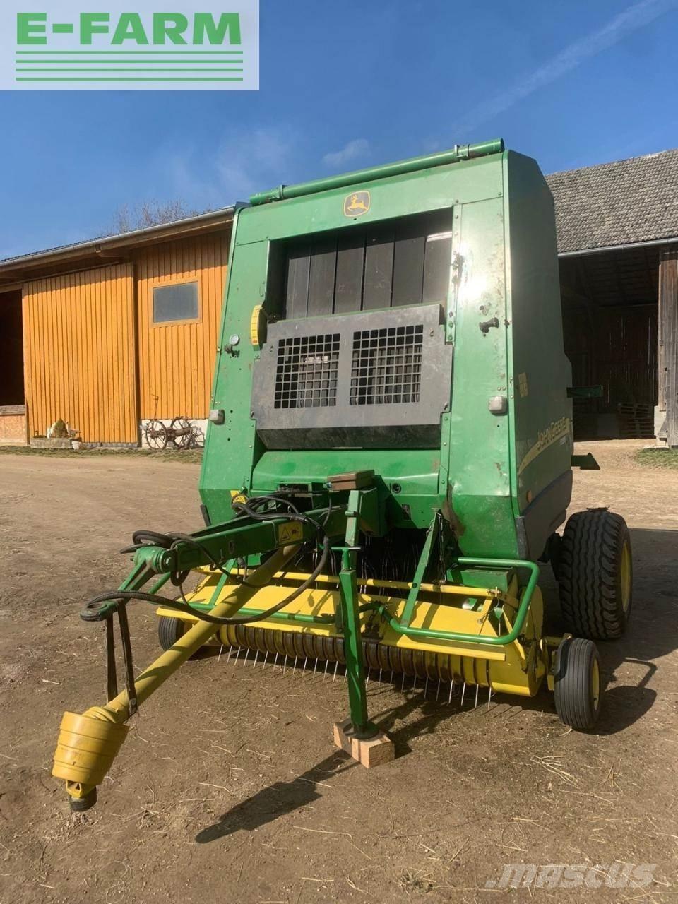 John Deere 592C Heinapressid