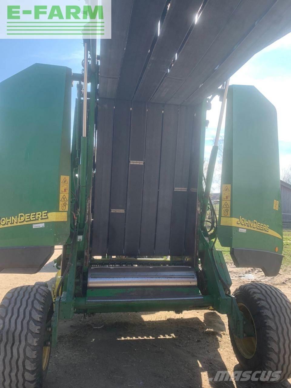 John Deere 592C Heinapressid