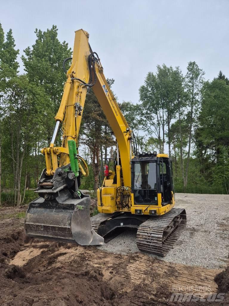 Komatsu PC138US-11E0 Roomikekskavaatorid