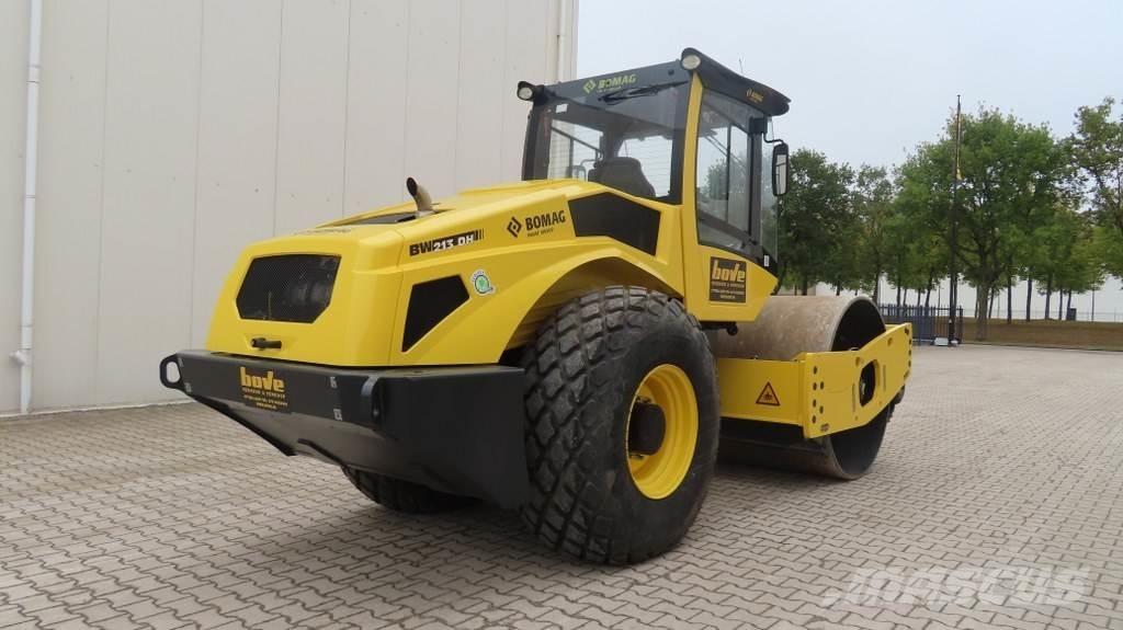 Bomag BW213 DH-5 Ühe trumliga rullid