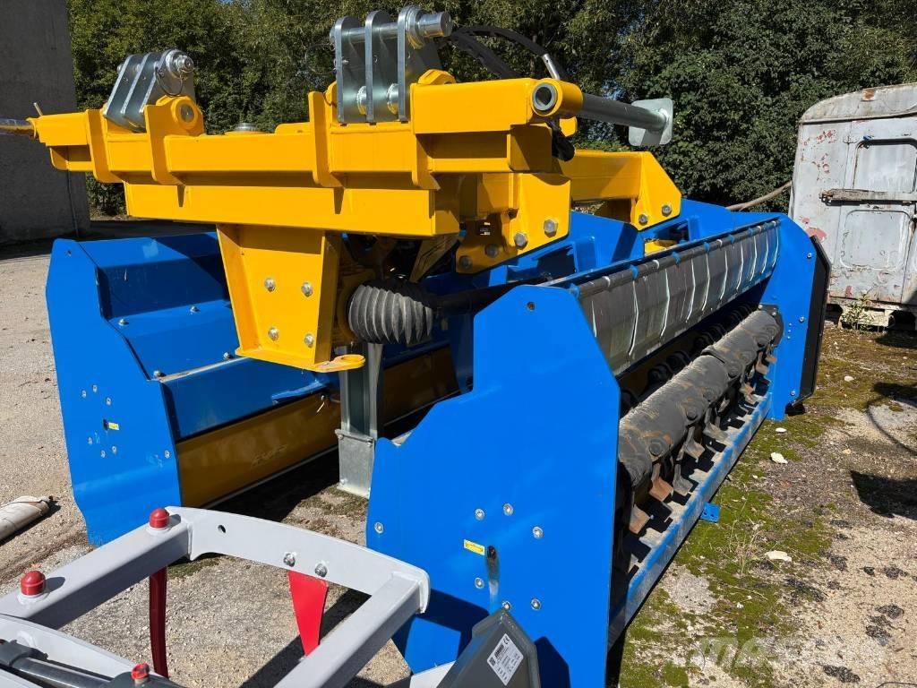 Zanon ZTS TWIN 620 Karjamaade niidukid / pealselõikurid