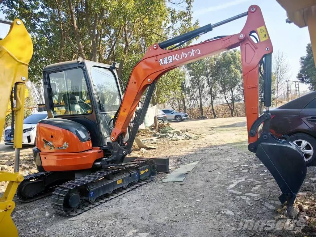 Kubota U 35 Miniekskavaatorid < 7 t