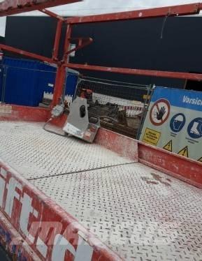 SkyJack SJ III 4632 Käärtõstukid